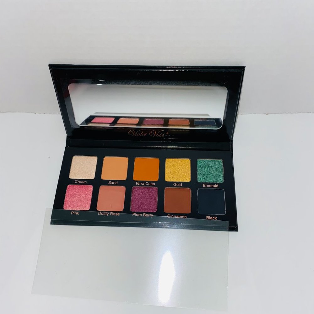 🌸ESSENTIALS PRO SERIES Eye‎ Shadow Palette